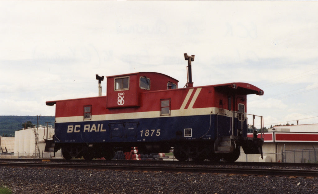 HK-20 - PGE/BCRAIL Wide Vision Caboose-Round Window